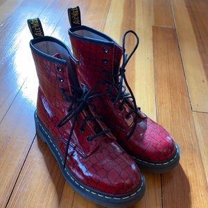 Dr Martens 1460 8 hole lace up, size 8